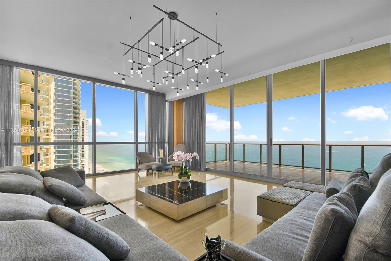 Mansions at Acqualina - Residential