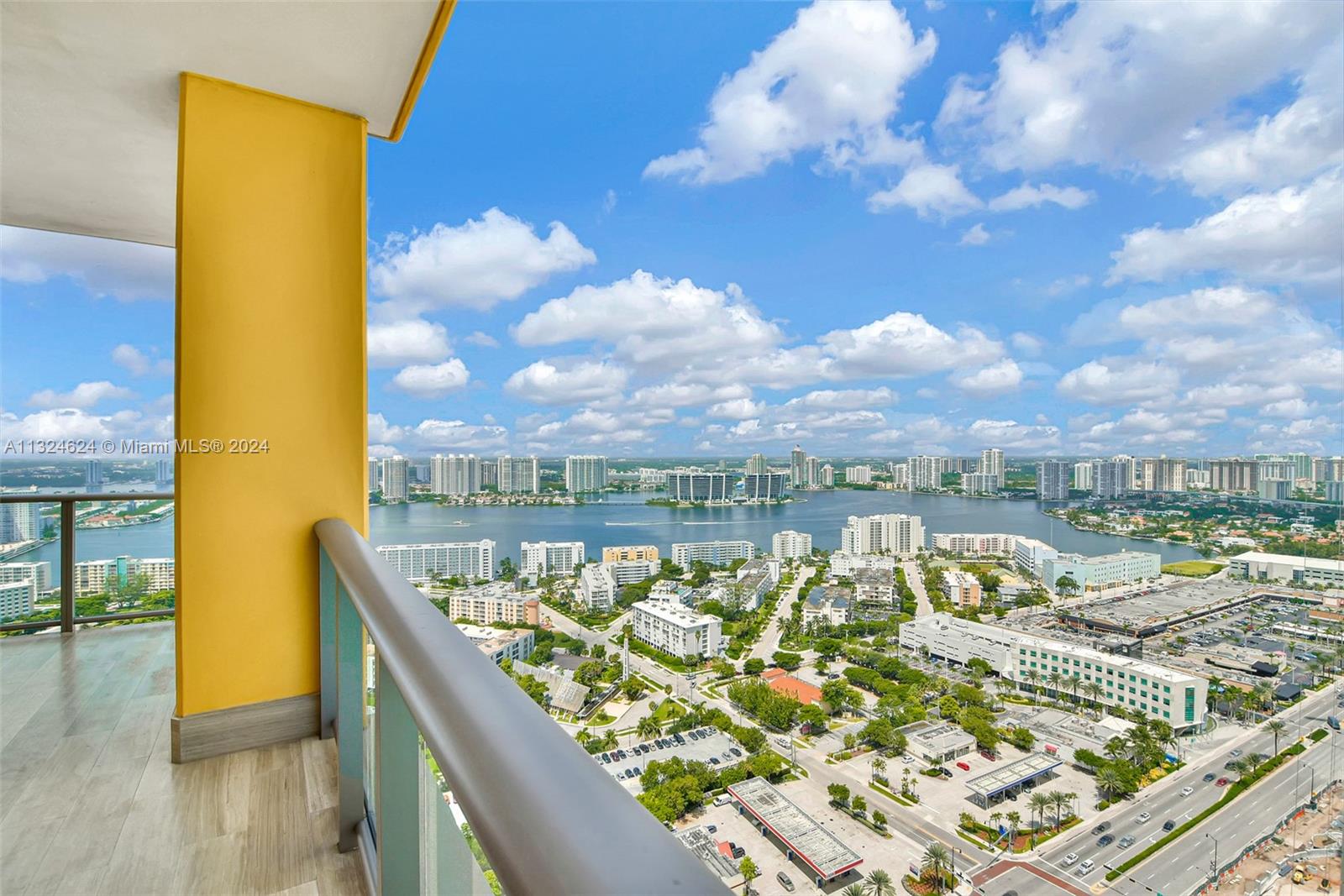 Mansions at Acqualina - Residential