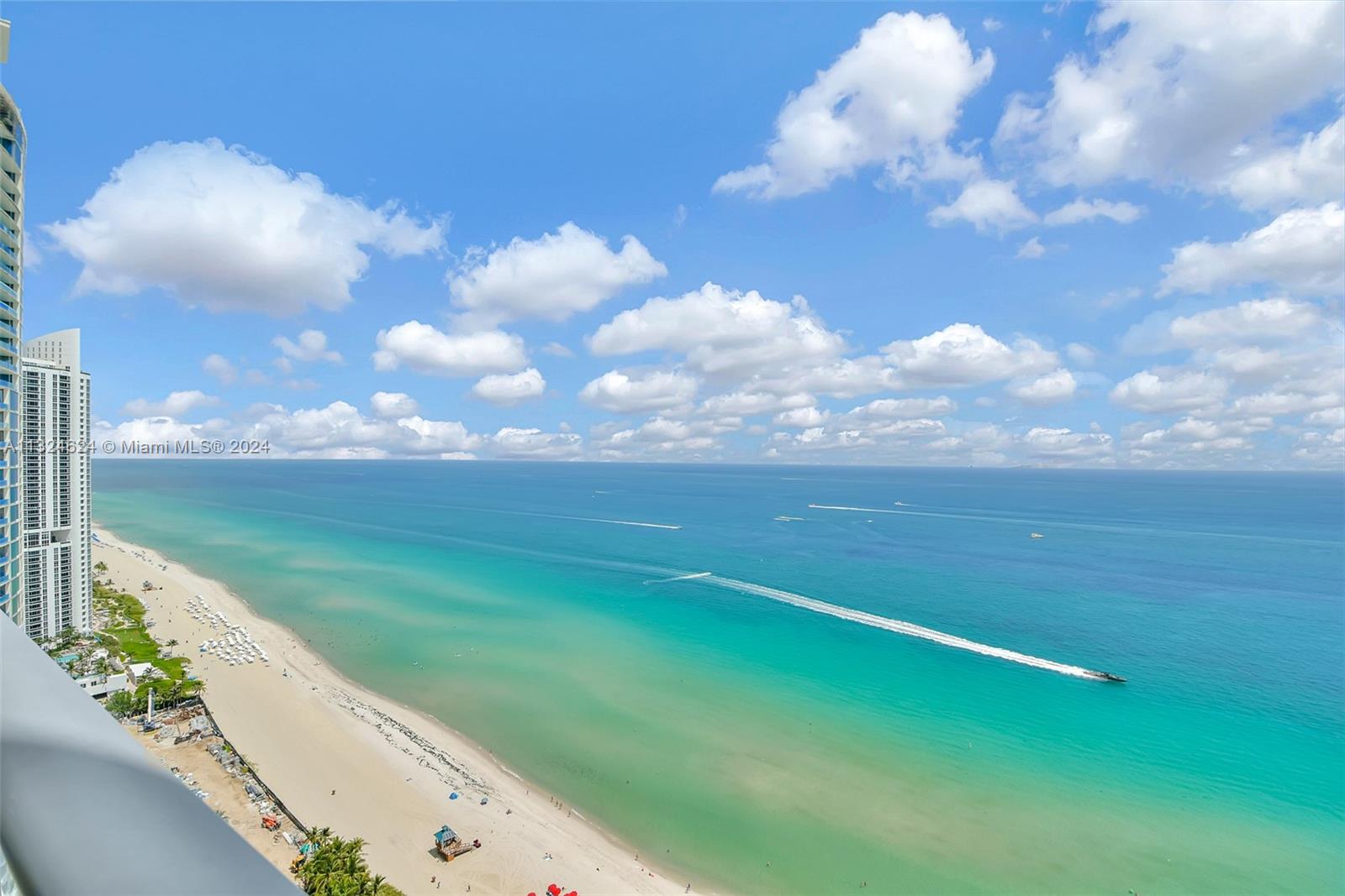 Mansions at Acqualina - Residential