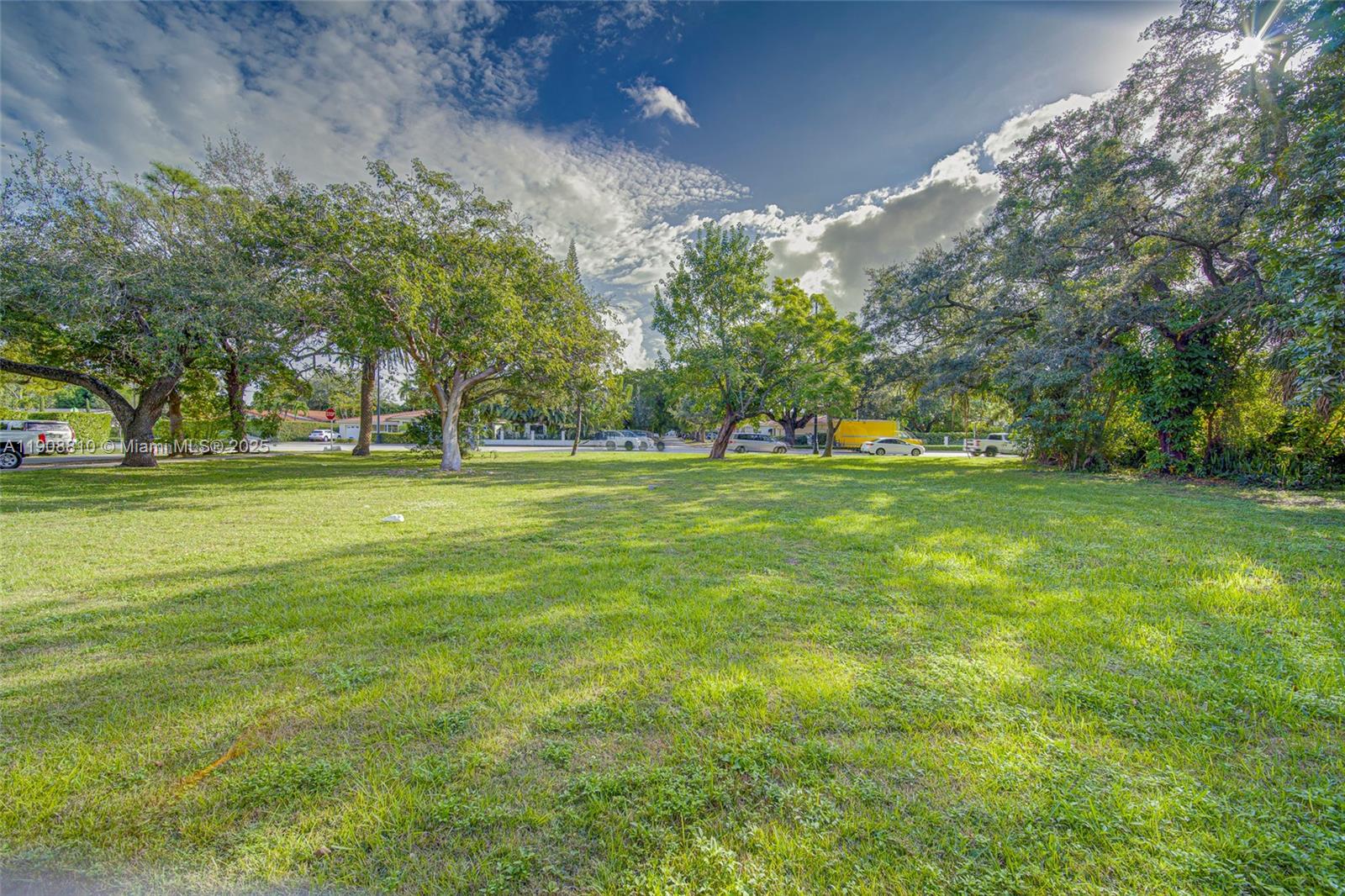 CORAL GABLES CC SEC 6 - Land
