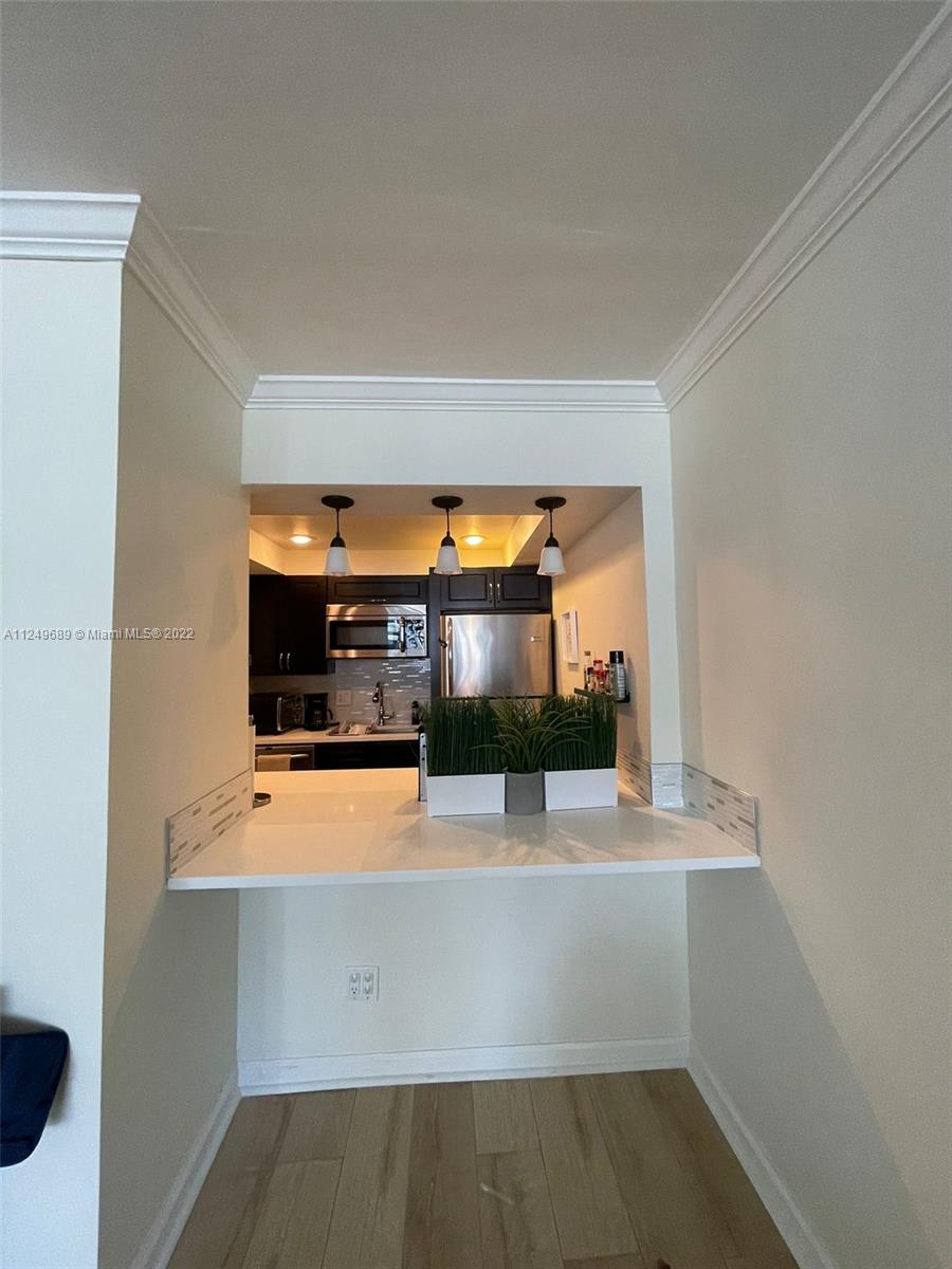 SEASONS CONDO - Residential Lease