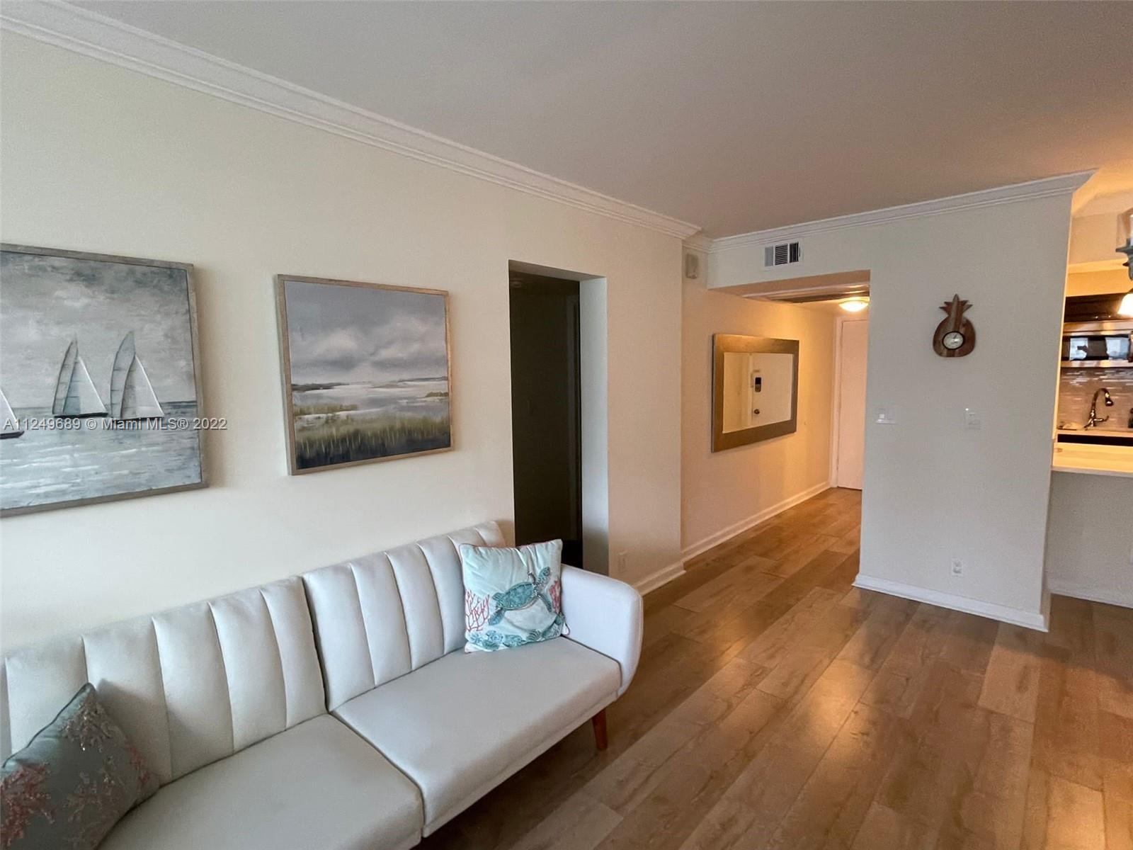 SEASONS CONDO - Residential Lease