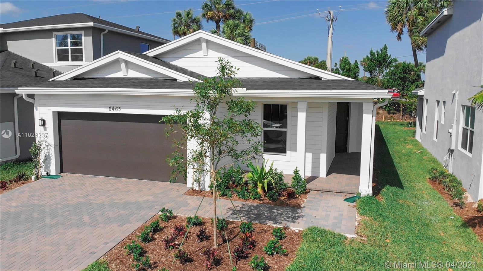 POINTE OF WOODS PUD - Residential Lease