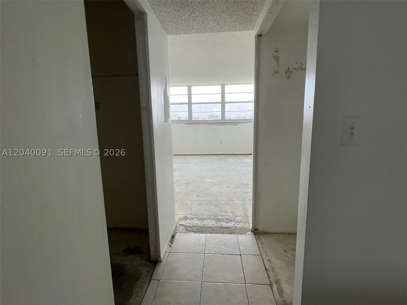 KEYSTONE HARBOR CLUB COND - Residential