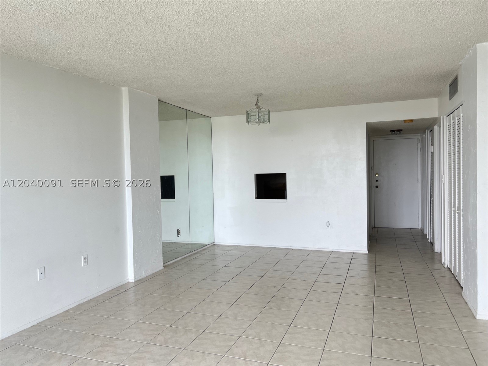 KEYSTONE HARBOR CLUB COND - Residential