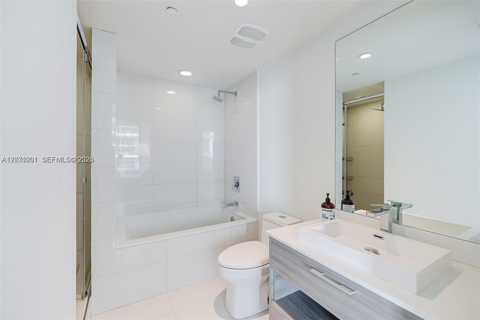 1300 S MIAMI AVENUE CONDO - Residential