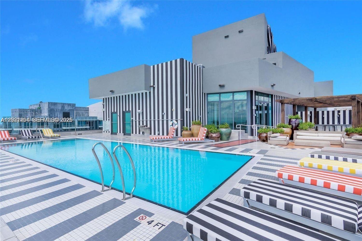 1300 S MIAMI AVENUE CONDO - Residential