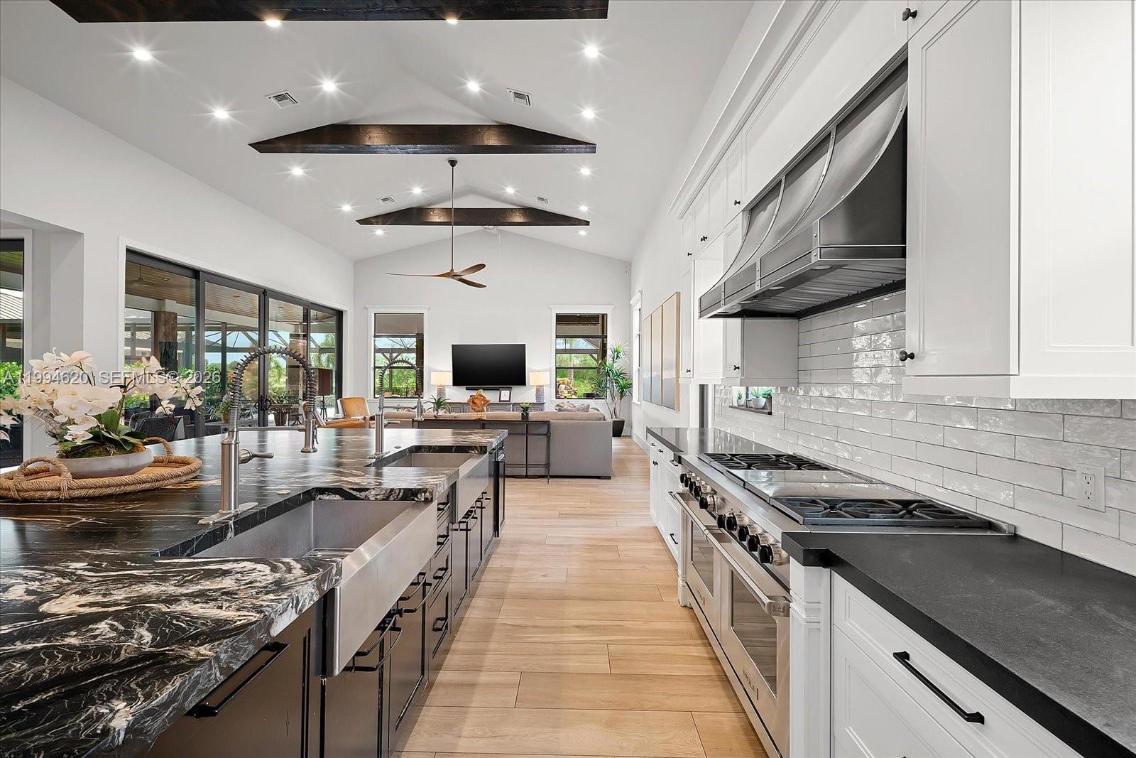 METES AND BOUNDS - Residential
