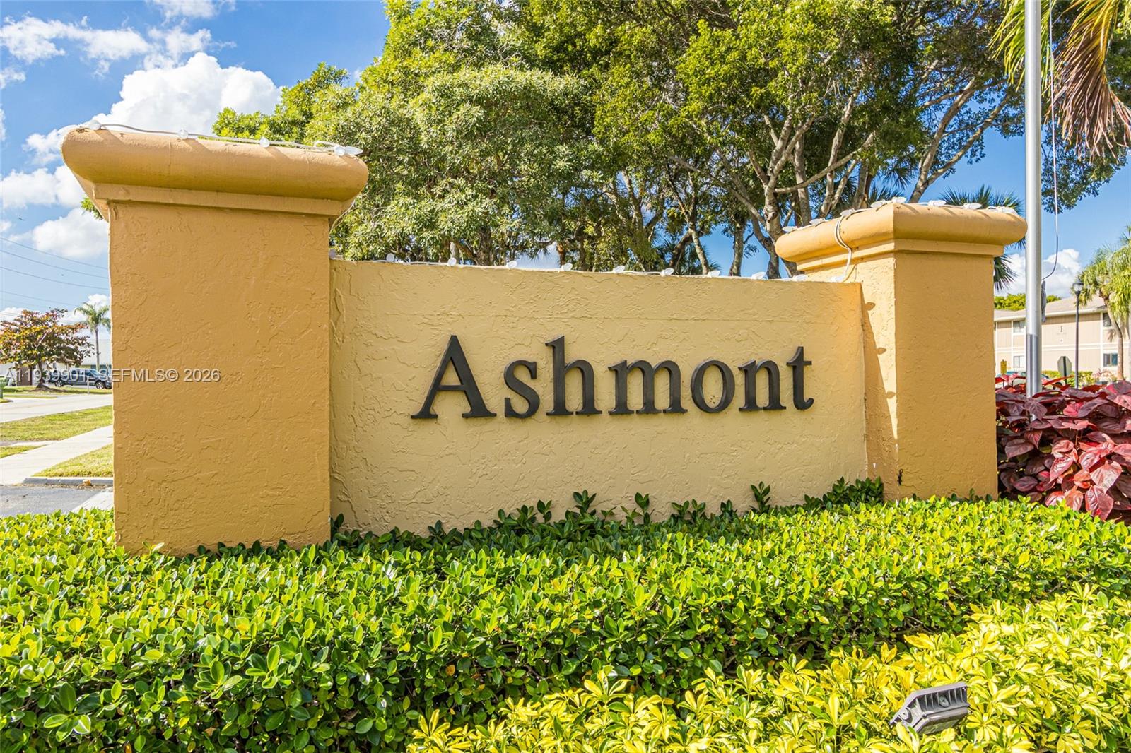 Introducing a spacious 2-bedroom, 2-bathroom condo in Ashmont at Kings Point, Tamarac, featuring a stunning water view. Both the master and guest bathrooms have been recently remodeled, along with the kitchen, which now boasts modern cabinetry and granite countertops. This well-appointed home offers a mix of tile and carpet flooring throughout. Relax on the rear enclosed patio while taking in the serene water view. There is also a patio area at the building for small gatherings and entertainment. The Kings Point community offers a beautiful main clubhouse, complete with a theater, heated pools, a gym, courtesy buses, and a variety of social activities. Conveniently located near shopping, hospitals, and parks, this opportunity is not to be missed!