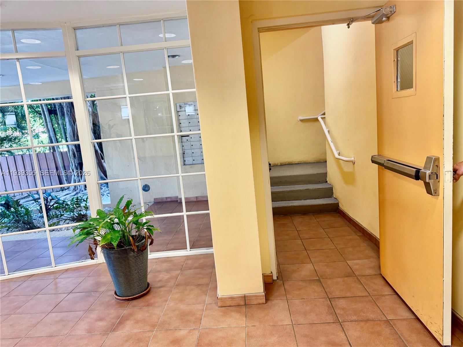 CORAL POINT - Residential Lease