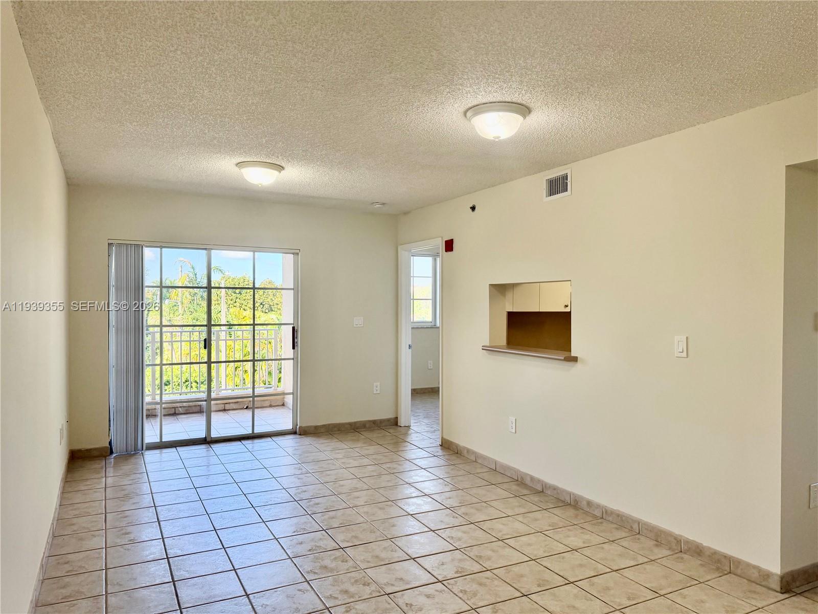 CORAL POINT - Residential Lease