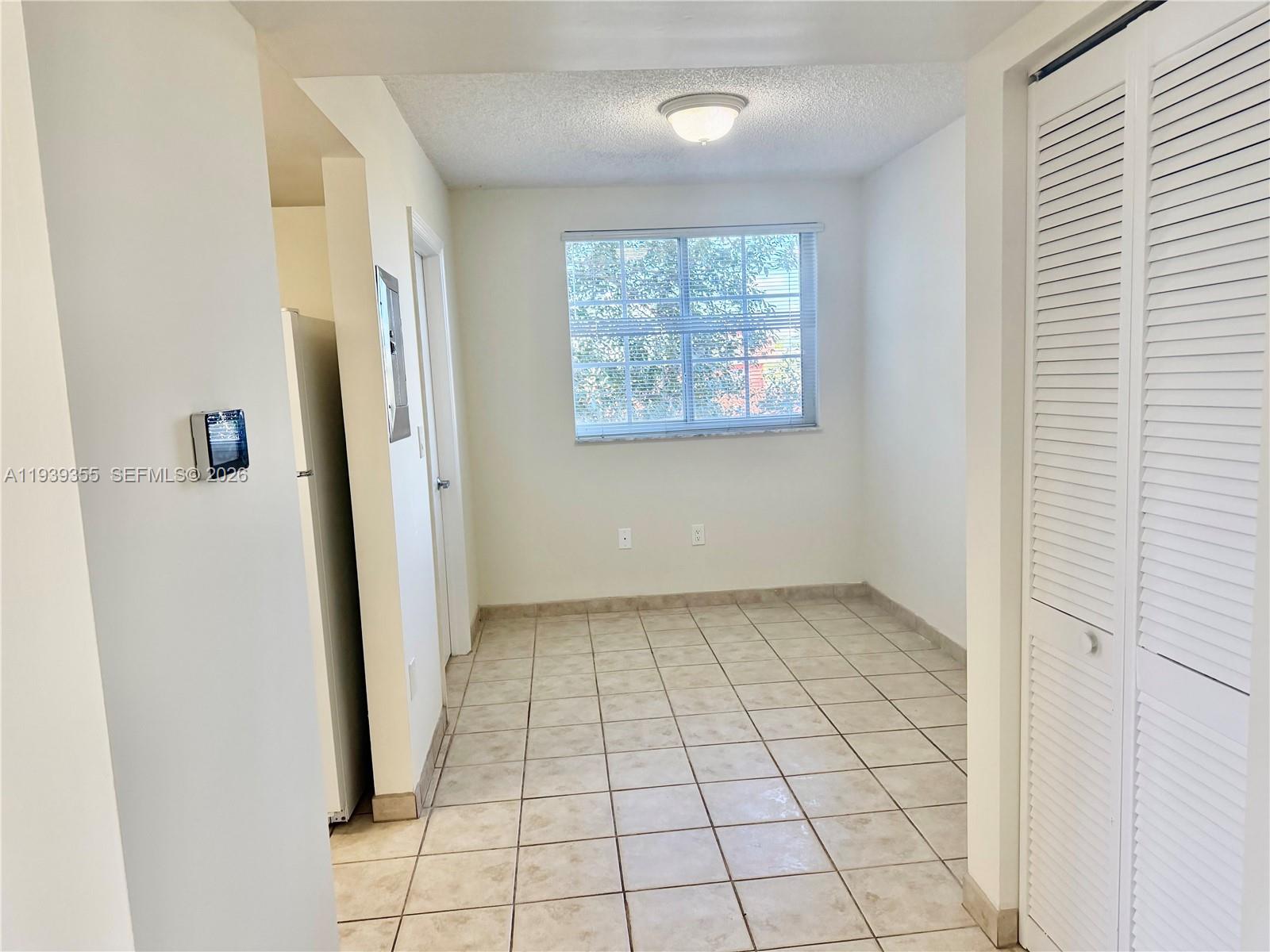 CORAL POINT - Residential Lease