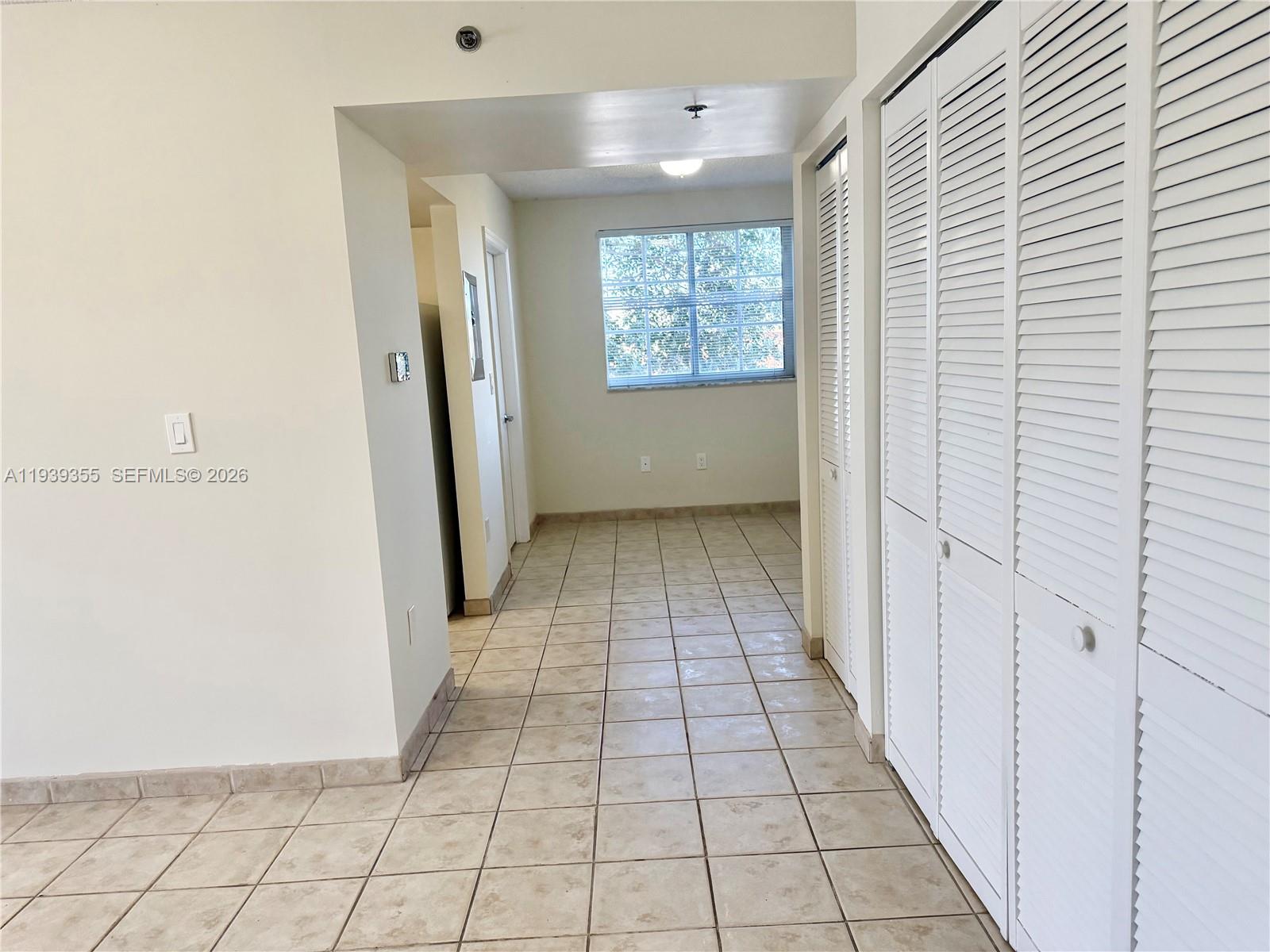 CORAL POINT - Residential Lease