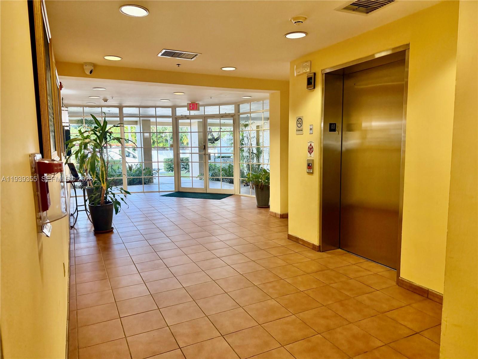 CORAL POINT - Residential Lease