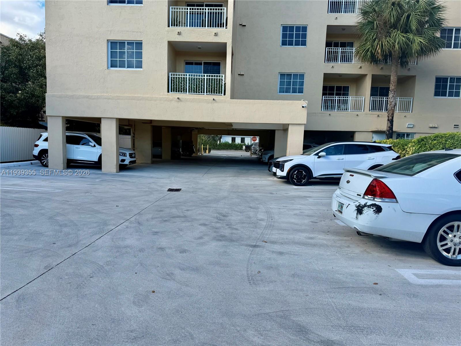 CORAL POINT - Residential Lease