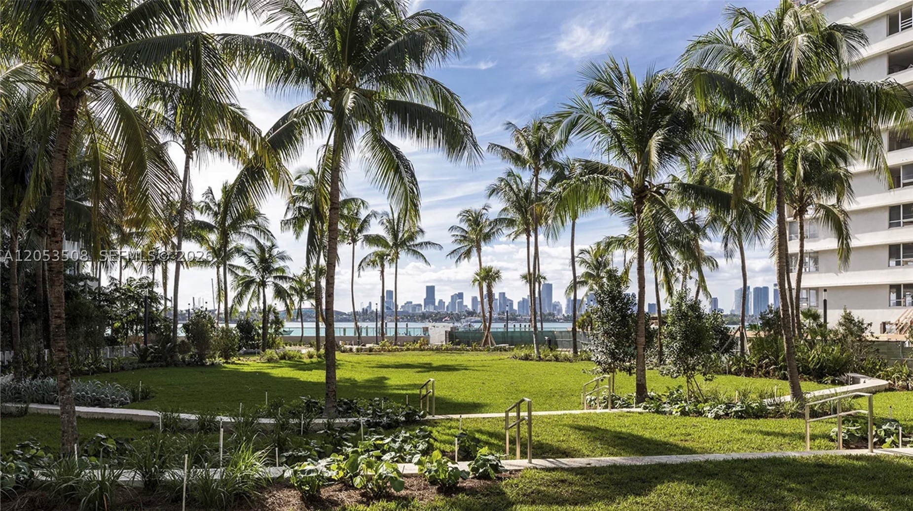 FLAMINGO SOUTH BEACH I CO - Residential Lease