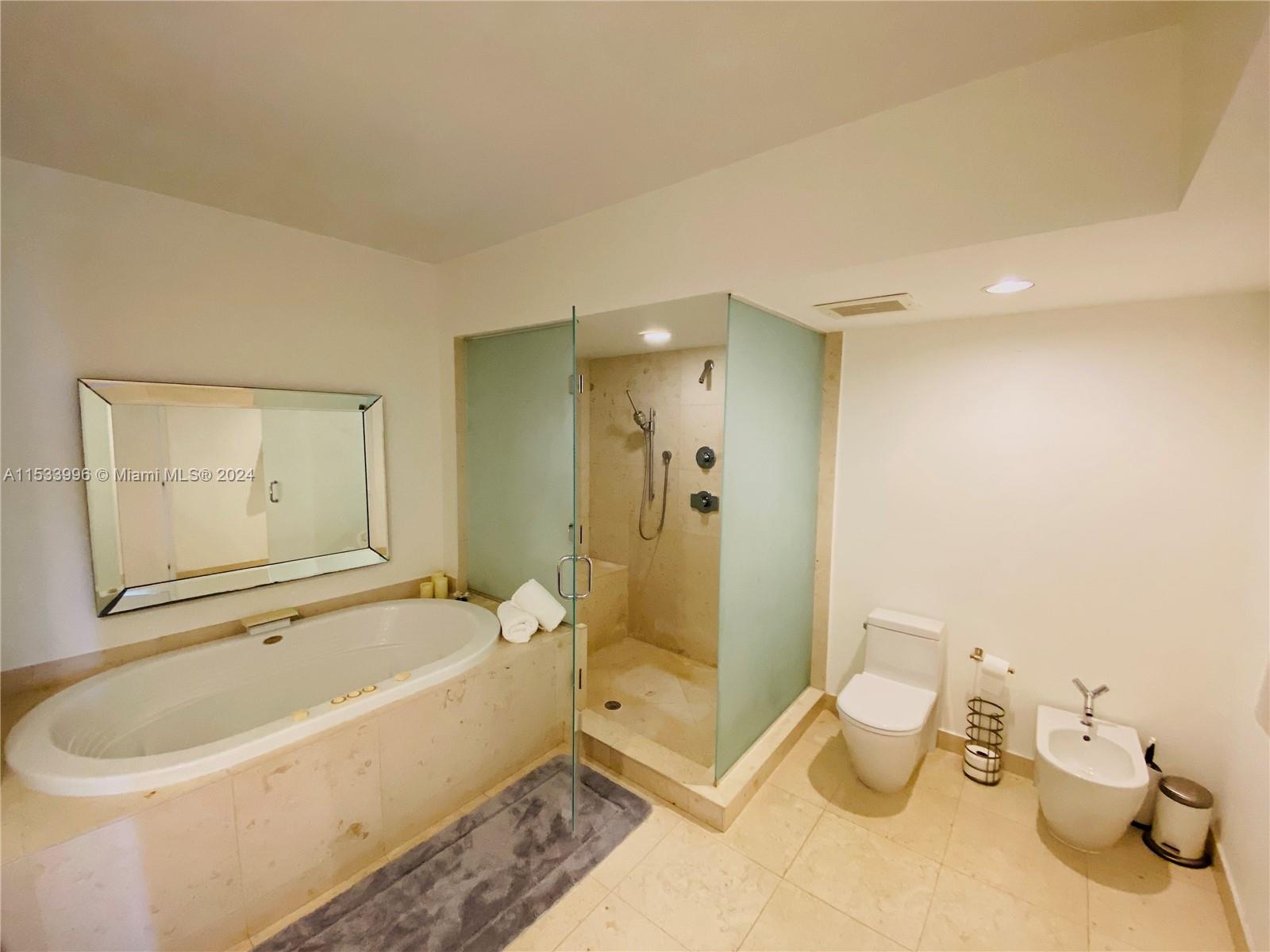 ICON CONDO - Residential Lease