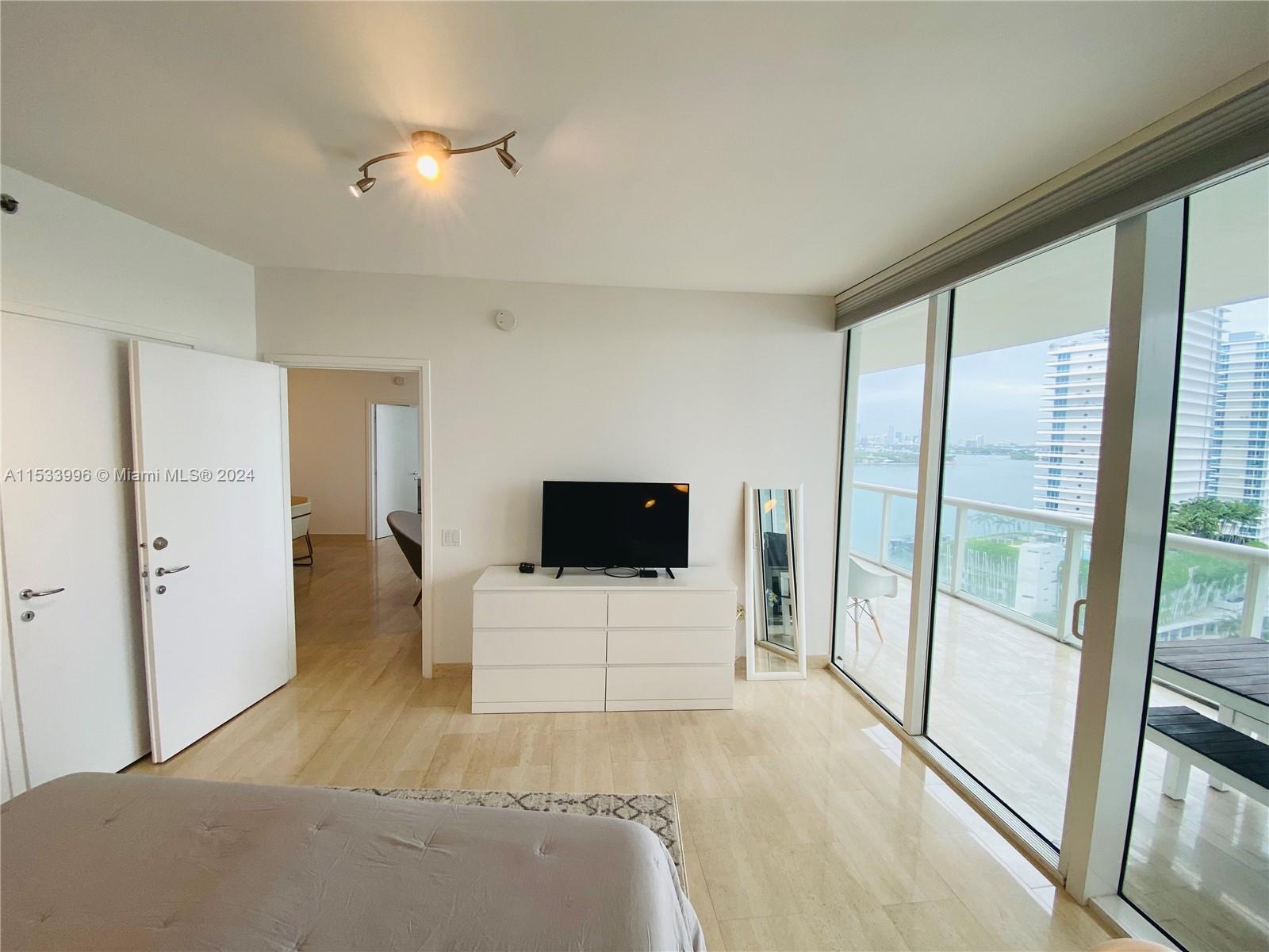ICON CONDO - Residential Lease