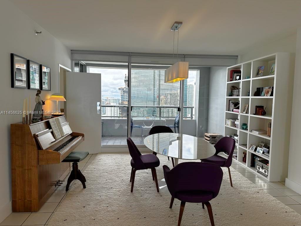 THE PALACE CONDO - Residential Lease