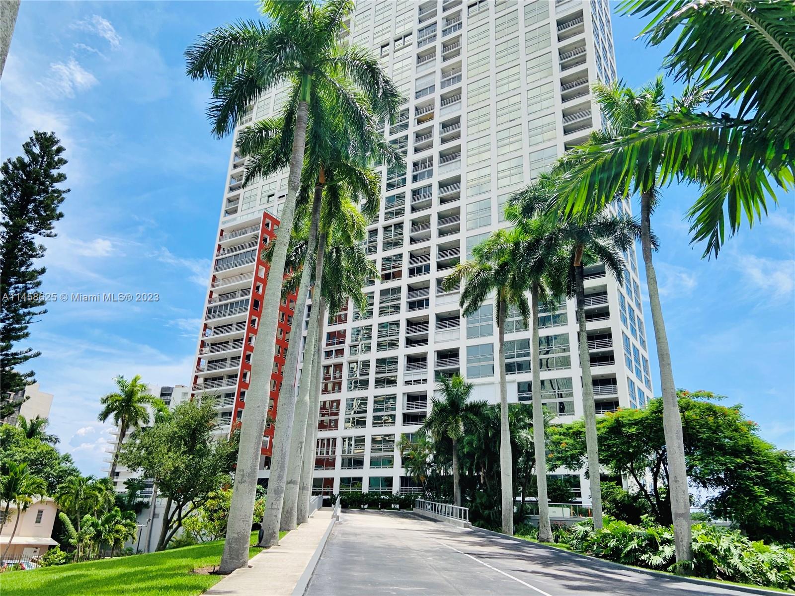 THE PALACE CONDO - Residential Lease