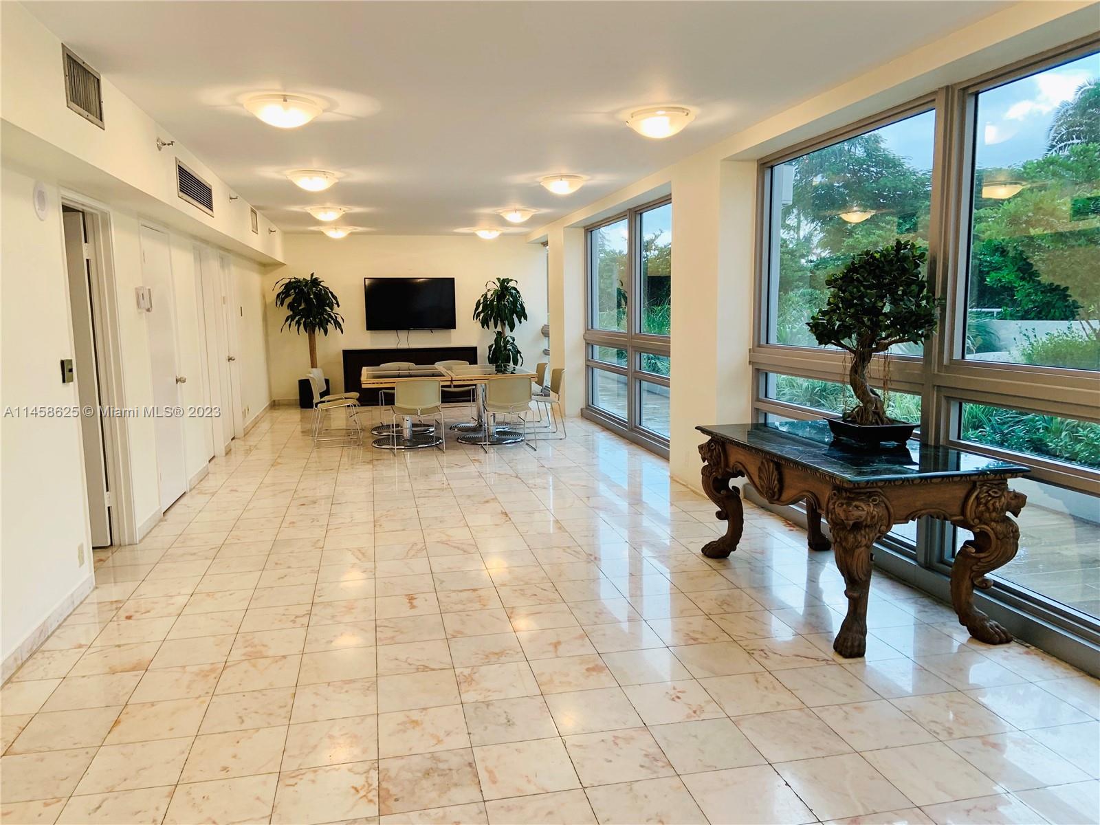 THE PALACE CONDO - Residential Lease