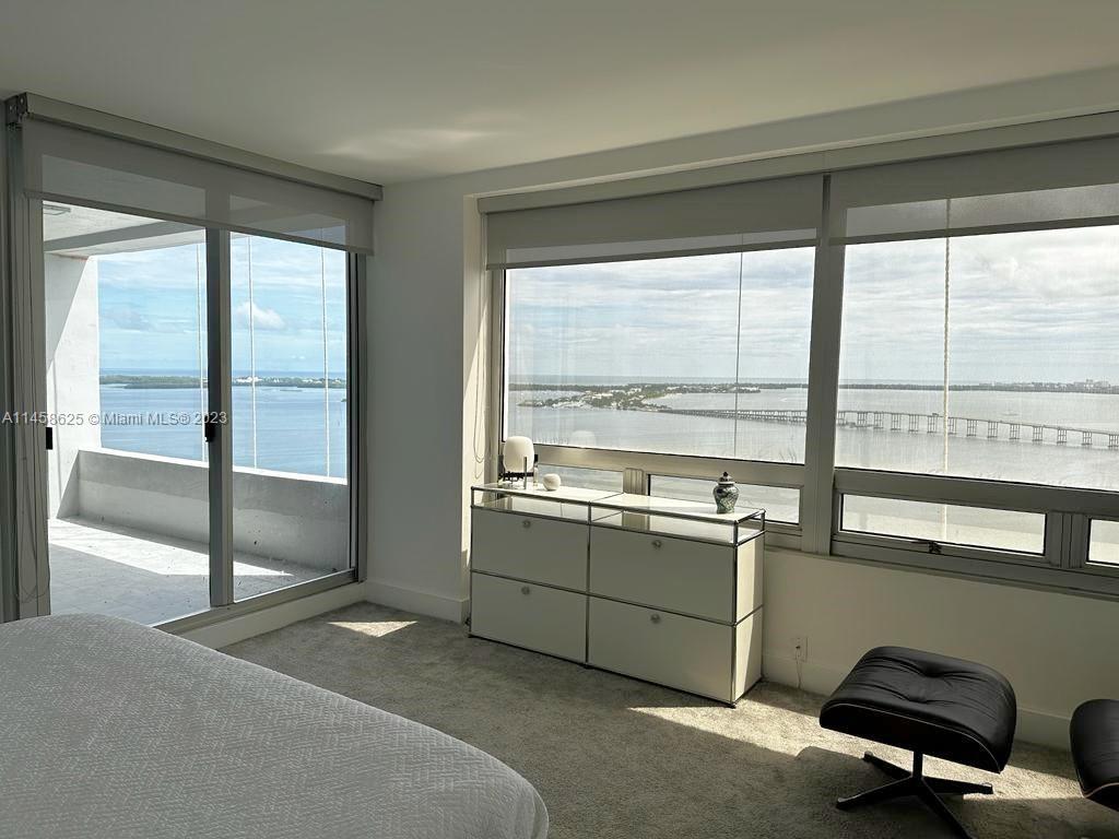 THE PALACE CONDO - Residential Lease