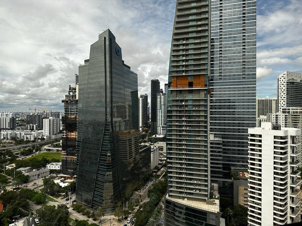 THE PALACE CONDO - Residential Lease