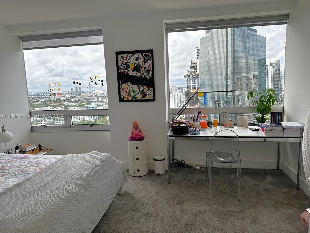 THE PALACE CONDO - Residential Lease