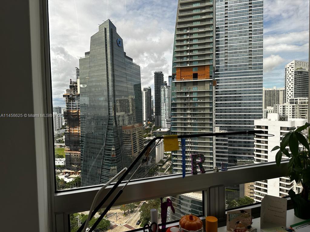 THE PALACE CONDO - Residential Lease