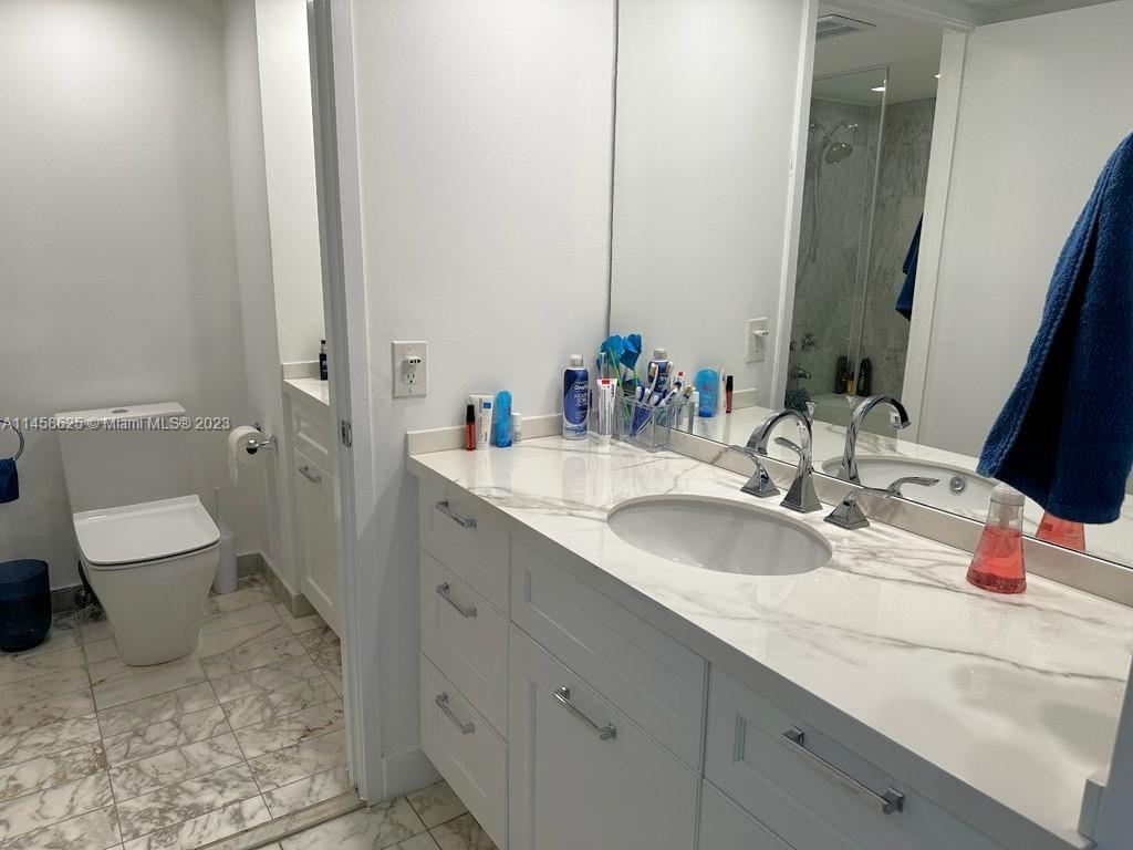 THE PALACE CONDO - Residential Lease