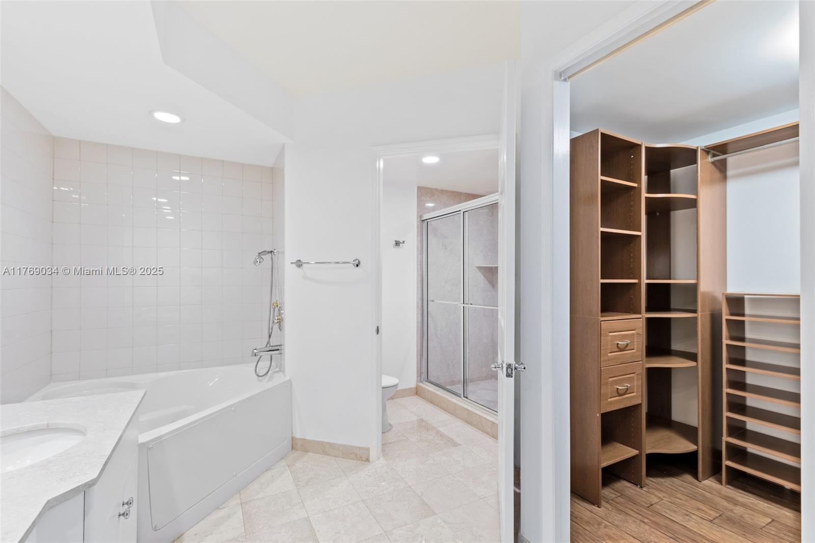 Hidden Bay - Residential Lease