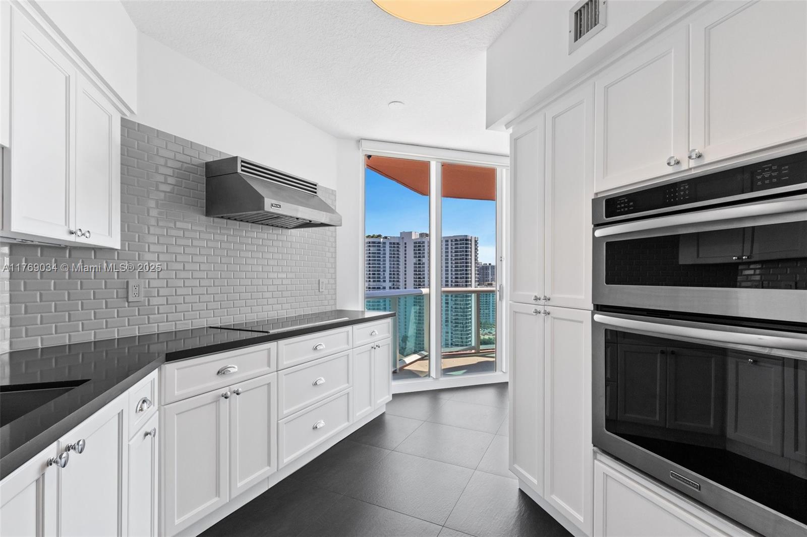 Hidden Bay - Residential Lease