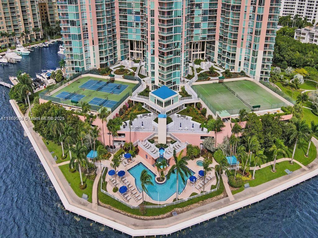 Hidden Bay - Residential Lease