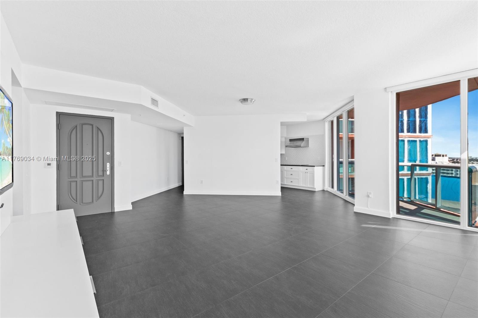 Hidden Bay - Residential Lease