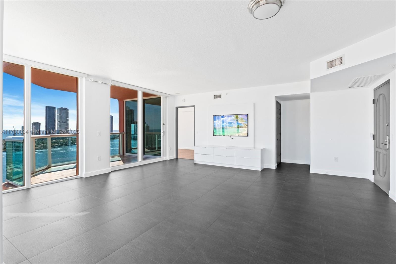Hidden Bay - Residential Lease