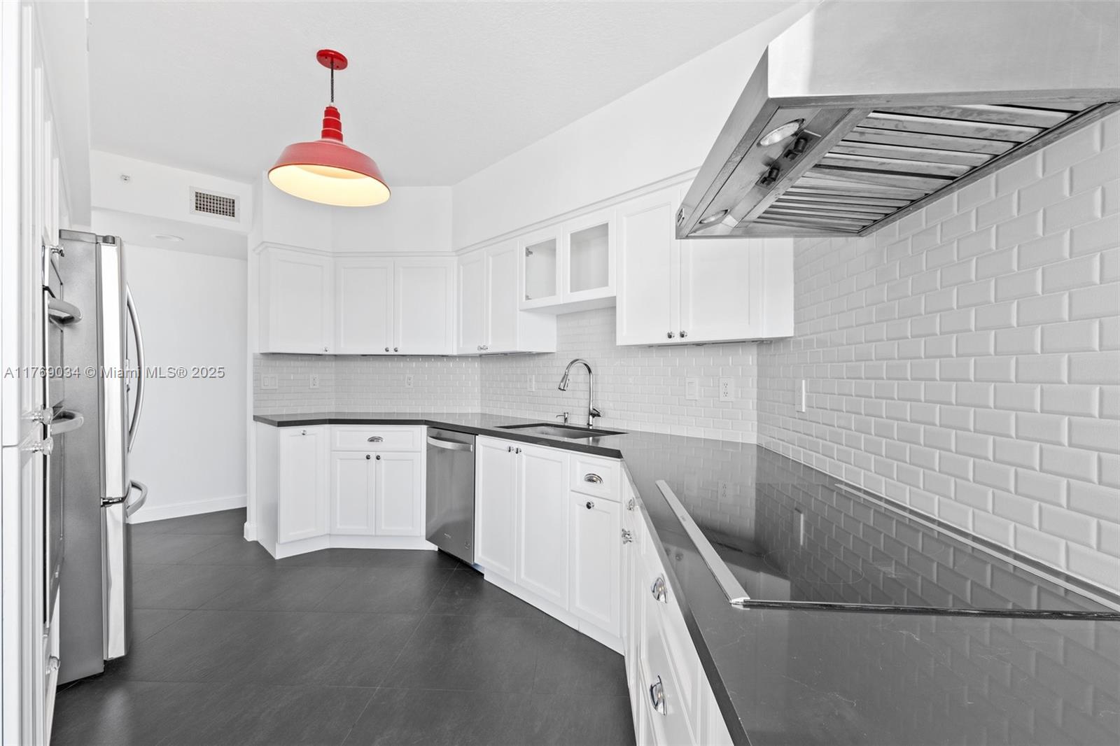 Hidden Bay - Residential Lease