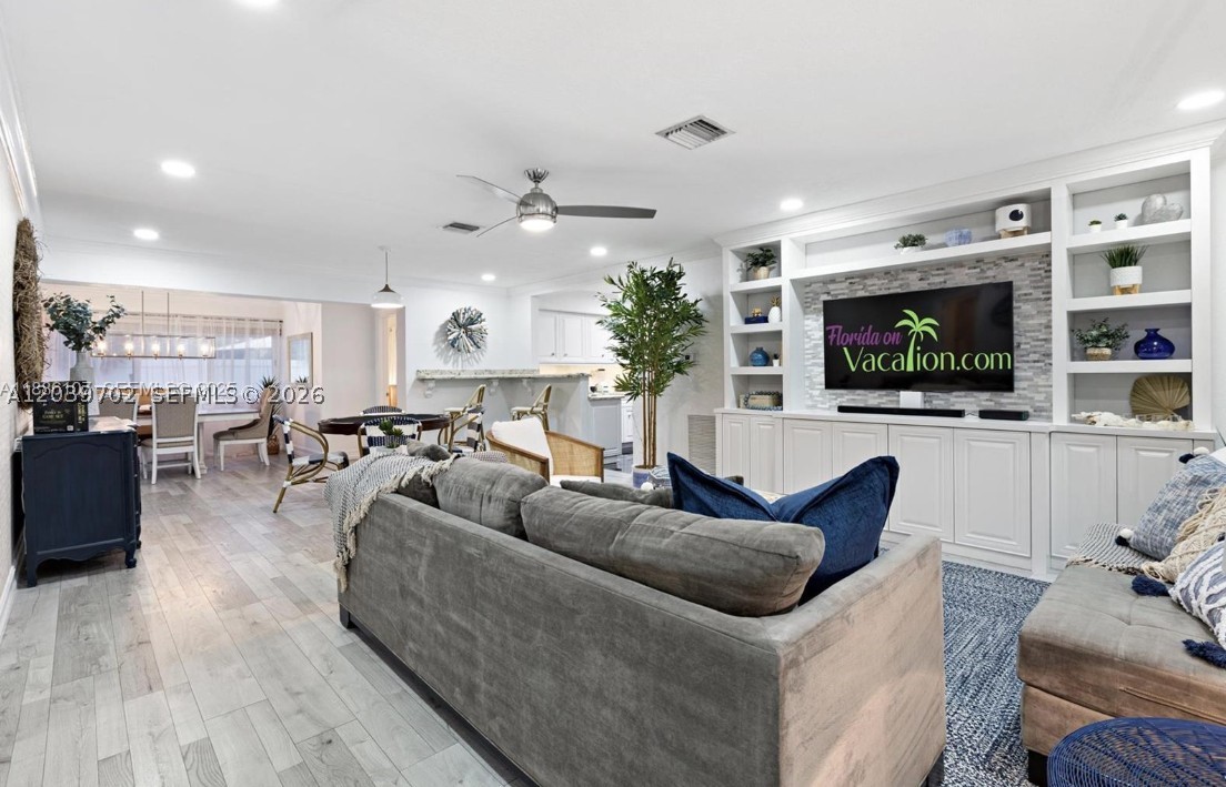 POMPANO BEACH ESTATES - Residential
