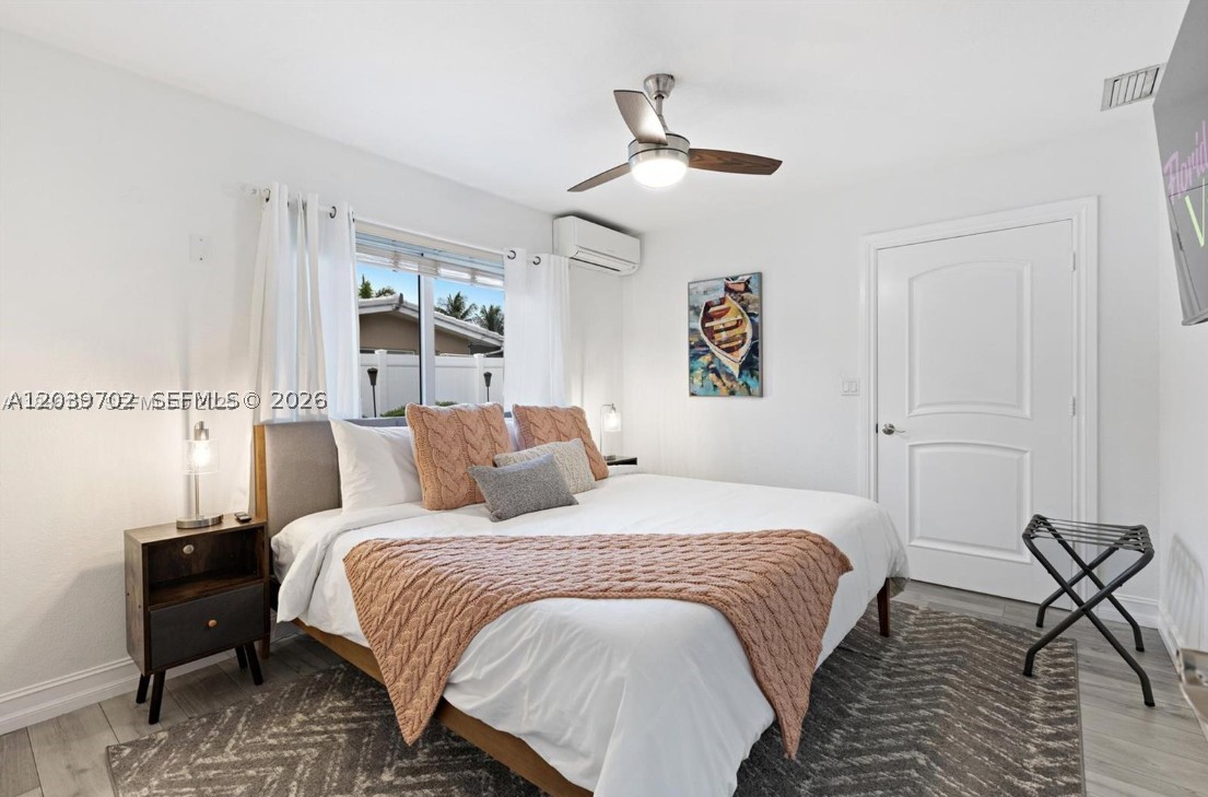 POMPANO BEACH ESTATES - Residential