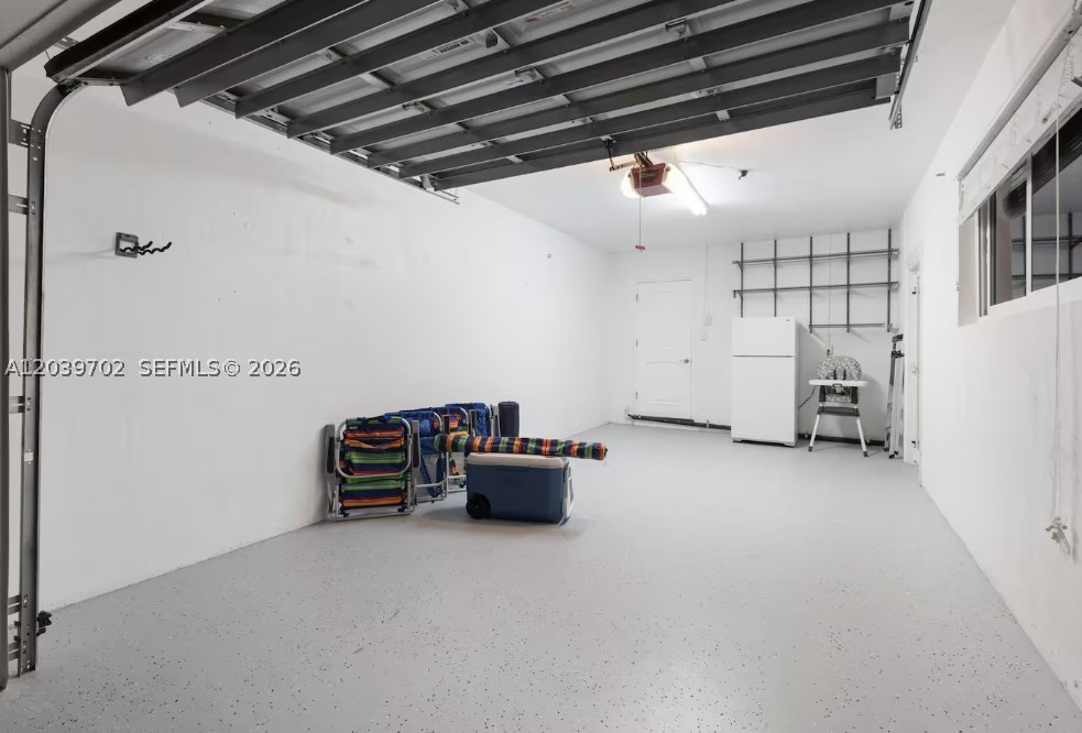 POMPANO BEACH ESTATES - Residential