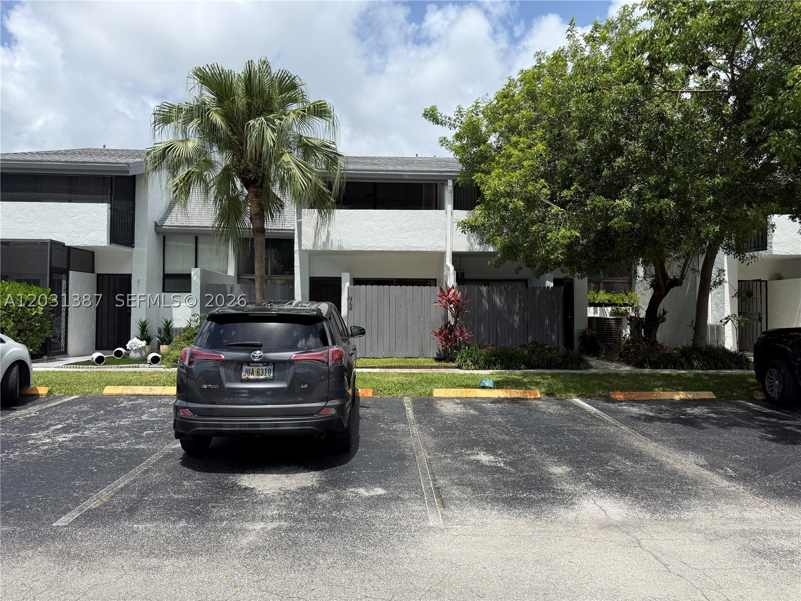 RIVERWOOD SEC 3 - Residential Lease