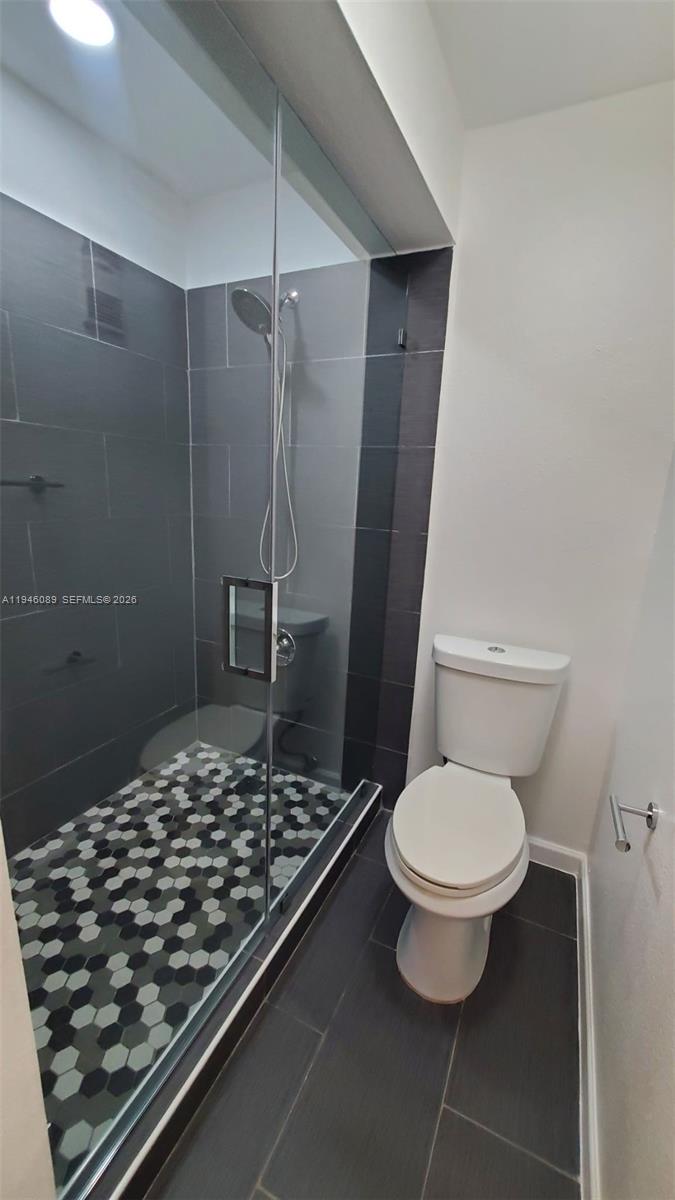 BISCAYNE BEACH CLUB CONDO - Residential