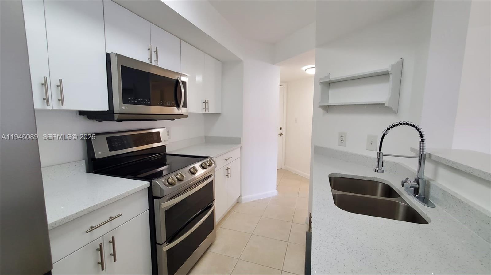 BISCAYNE BEACH CLUB CONDO - Residential