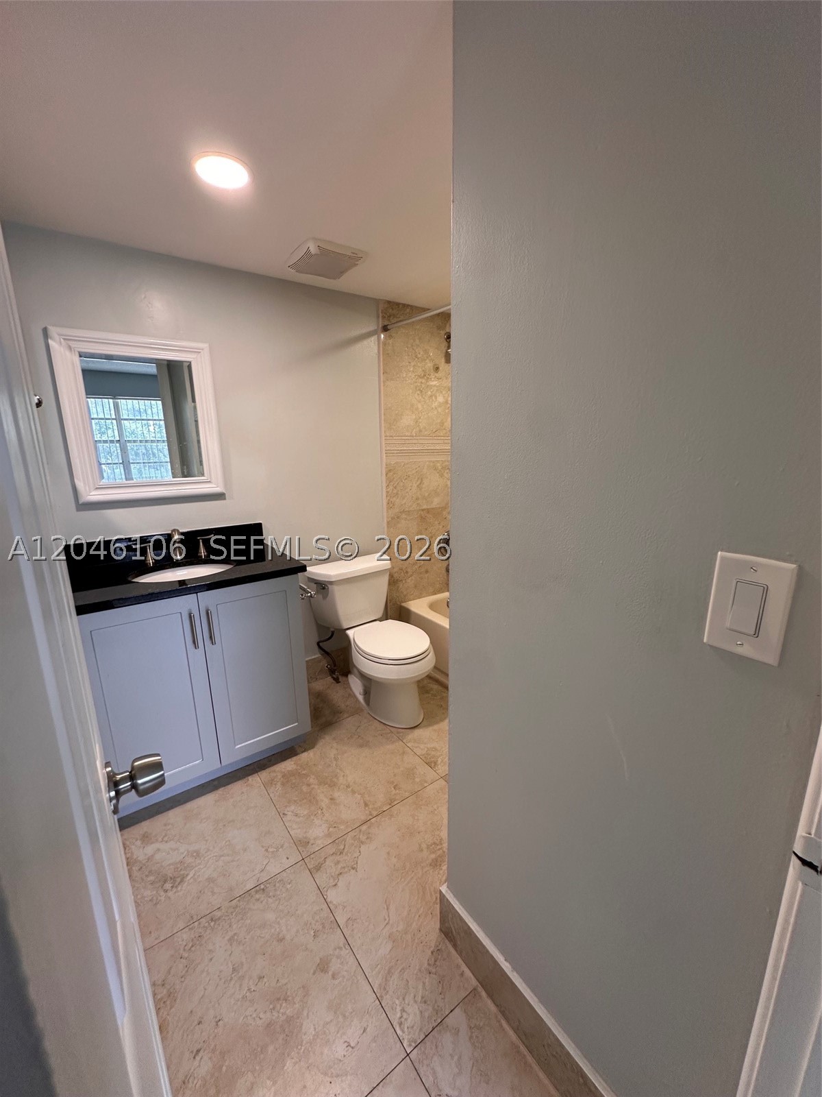 LAKEWOOD VILLAGE - Residential Lease