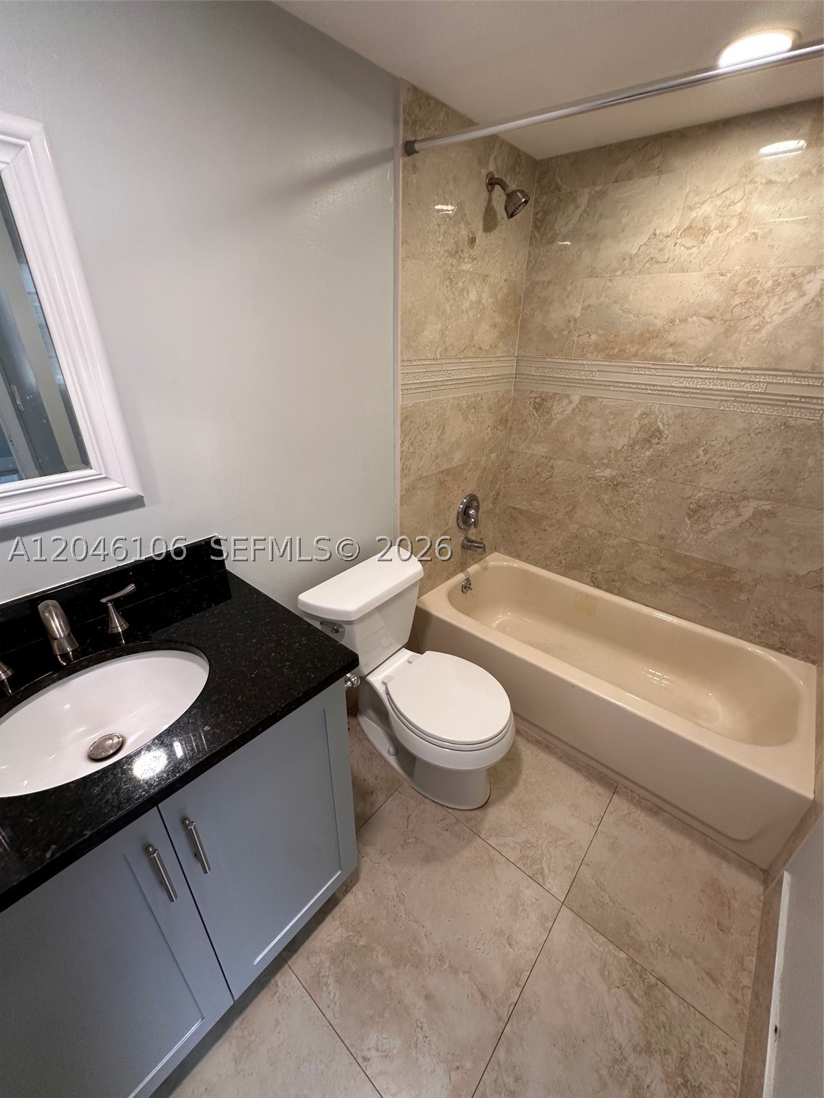 LAKEWOOD VILLAGE - Residential Lease