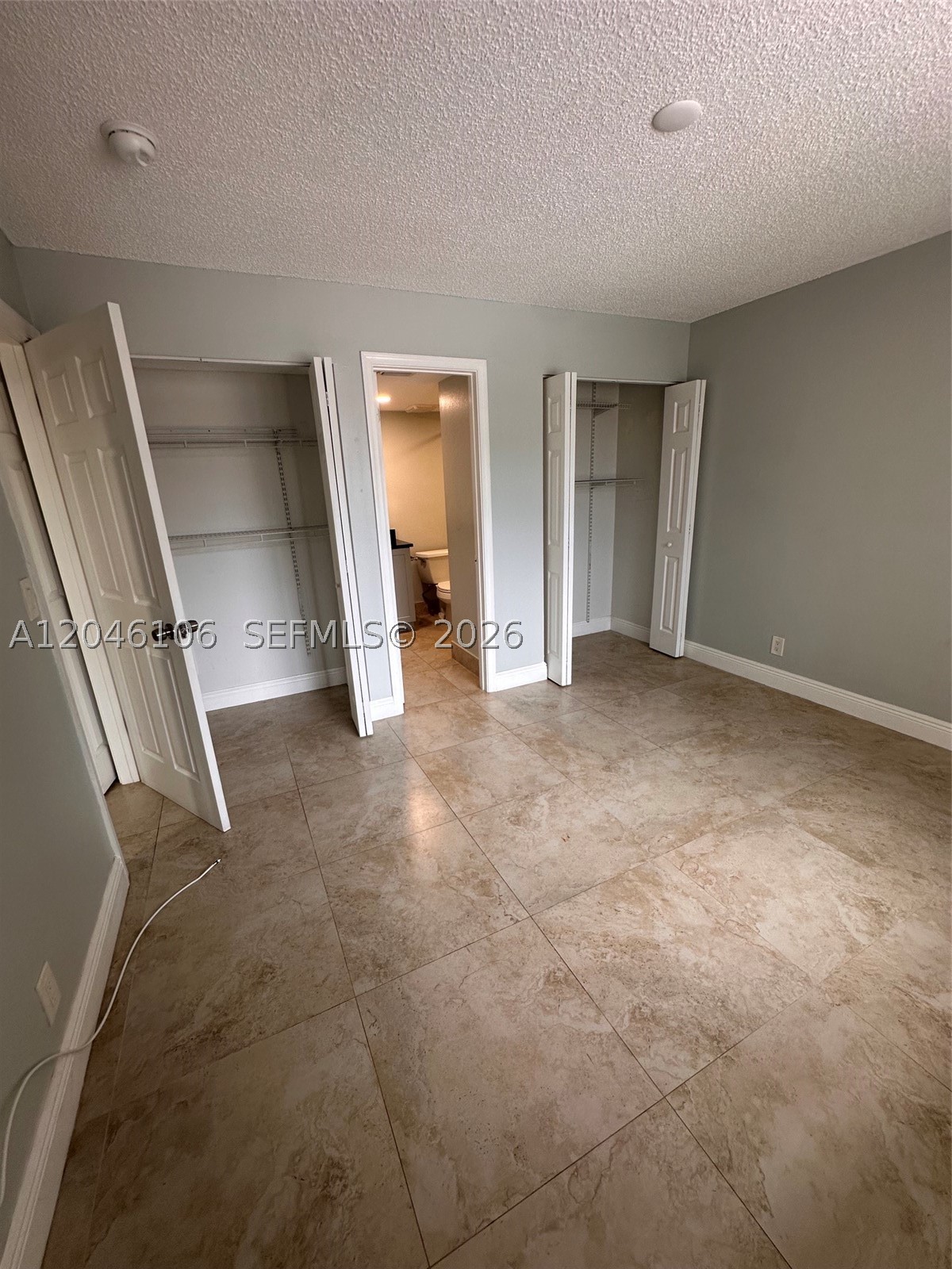 LAKEWOOD VILLAGE - Residential Lease
