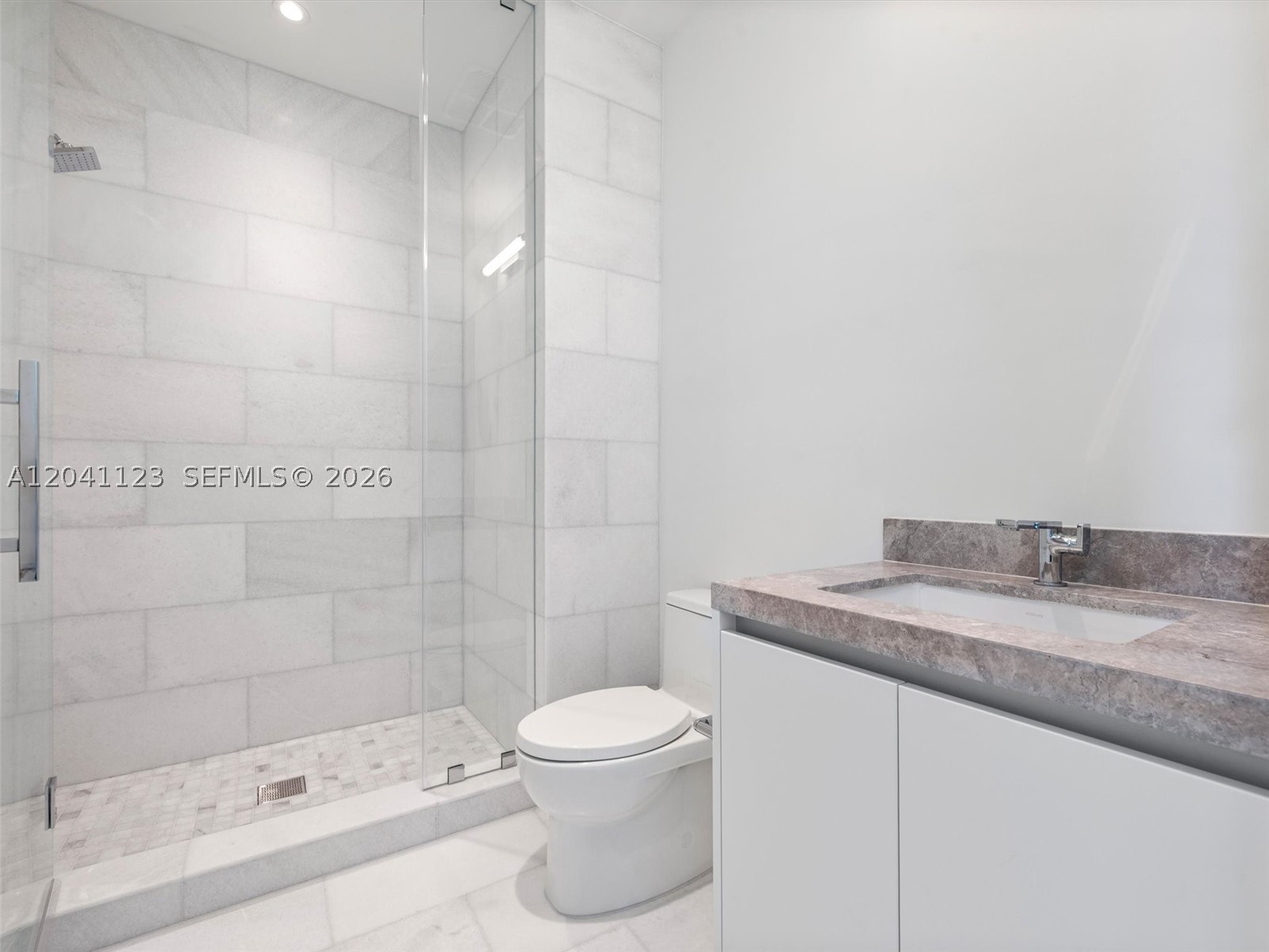 BRICKELL HAMMOCK UNIT NO - Residential