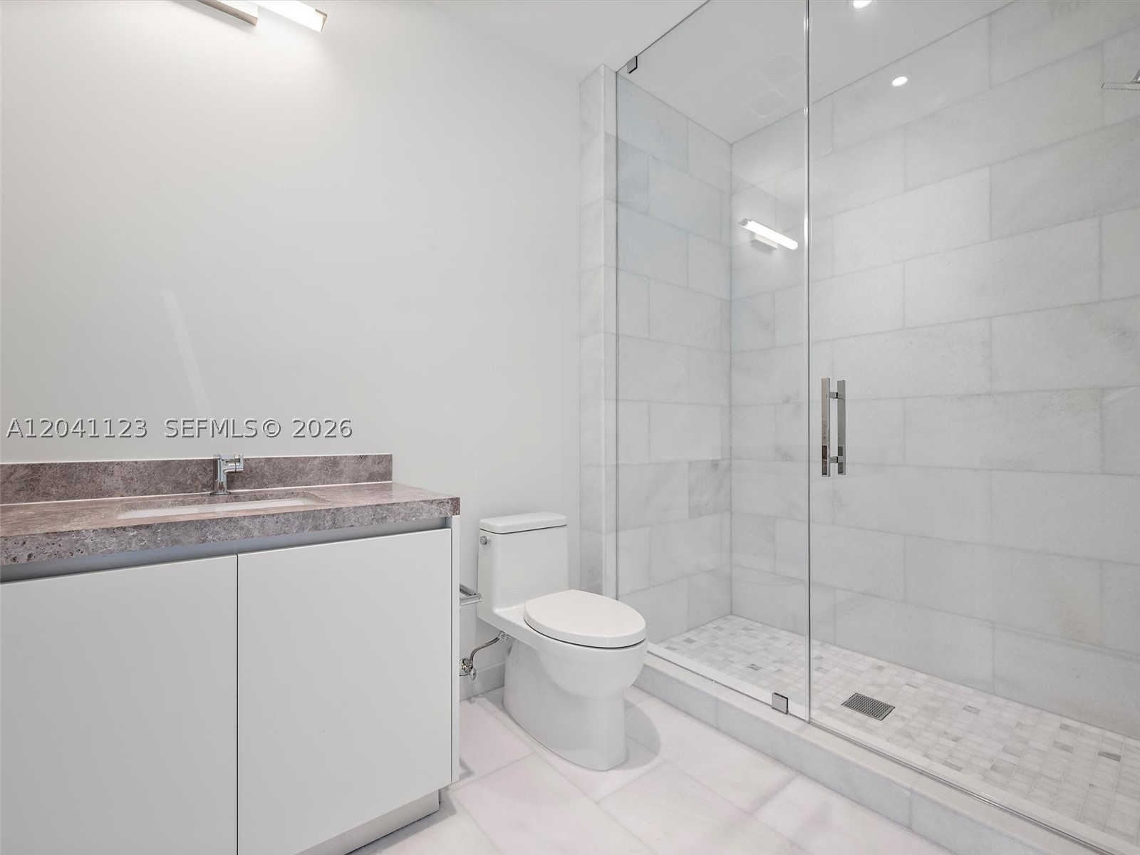BRICKELL HAMMOCK UNIT NO - Residential