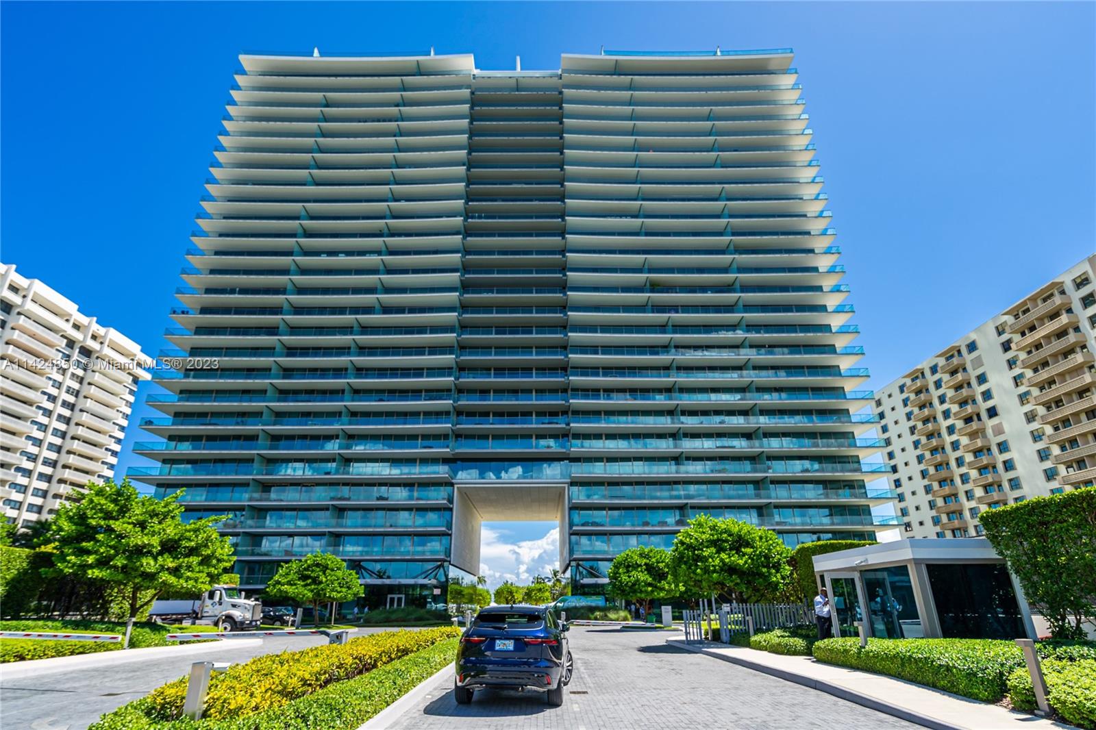 OCEANA BAL HARBOUR CONDO - Residential
