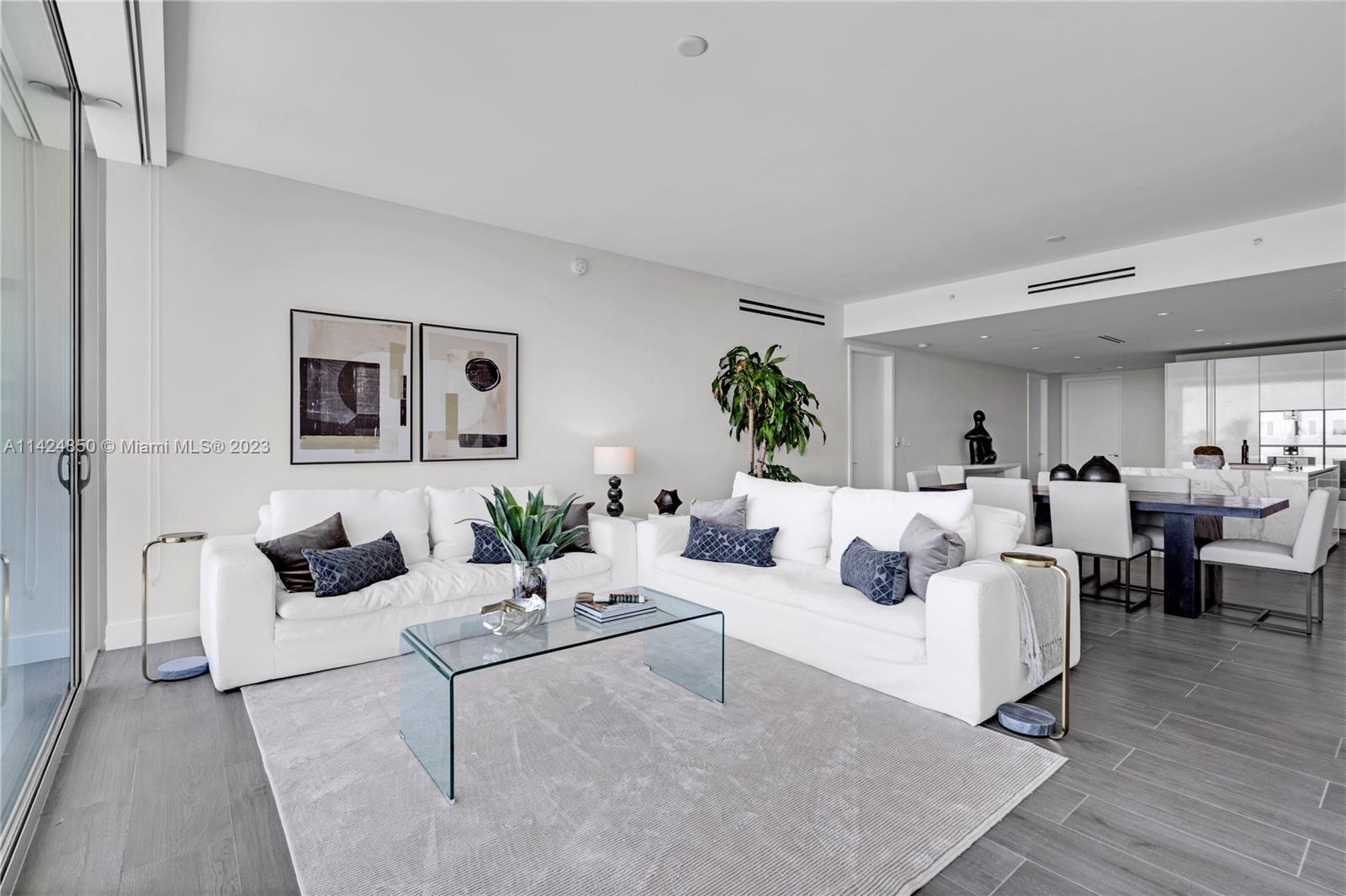 OCEANA BAL HARBOUR CONDO - Residential