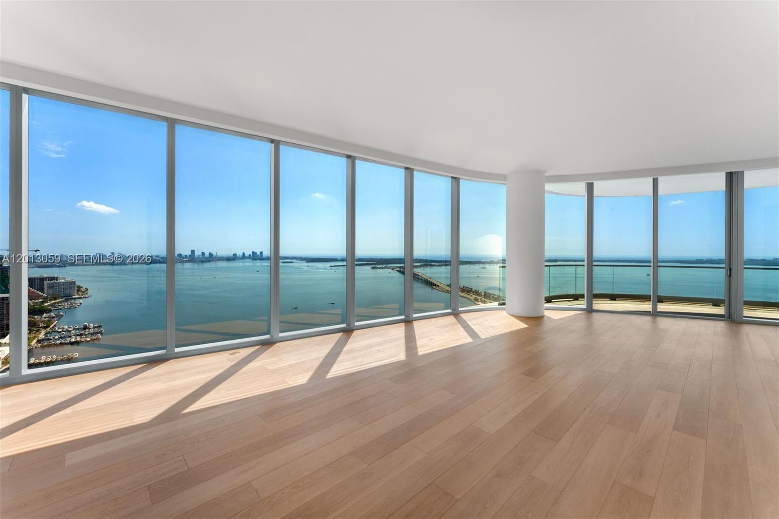 Una Residences - Residential